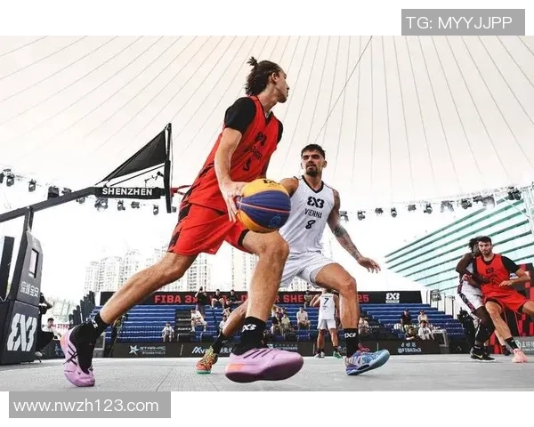 深圳篮球队在大师赛中的耐力表现分析与启示 深圳篮球队在大师赛中的耐力表现分析与启示