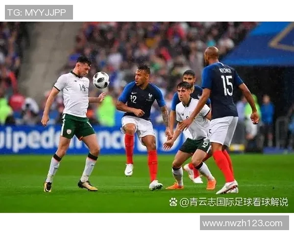 足球明星击掌瞬间回顾与精彩时刻分享让我们一起感受激情与荣耀 足球明星击掌瞬间回顾与精彩时刻分享让我们一起感受激情与荣耀